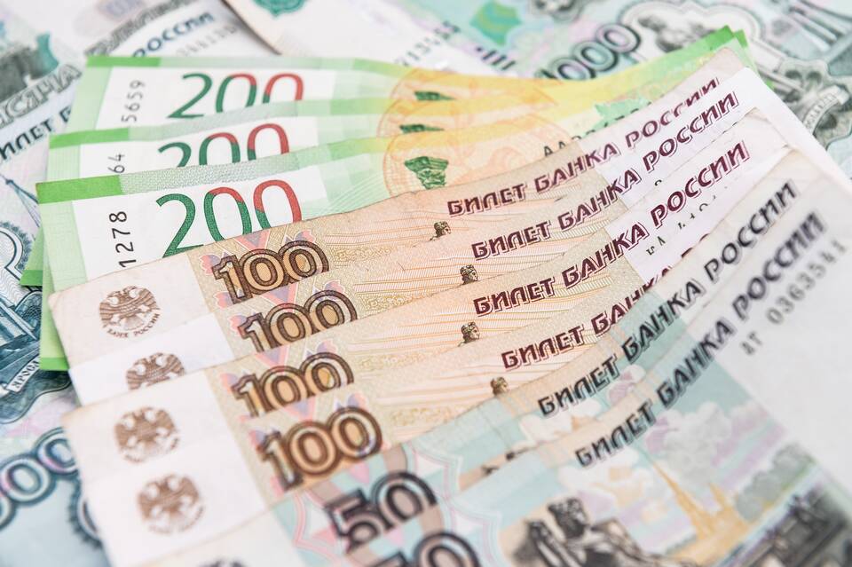 Как эффективно копить наличные деньги